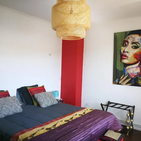 D'hote Le Clos Valmont Bed & Breakfast